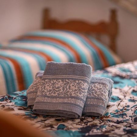 Guine de Baixo Donana Hostel De Guine المظهر الخارجي الصورة
